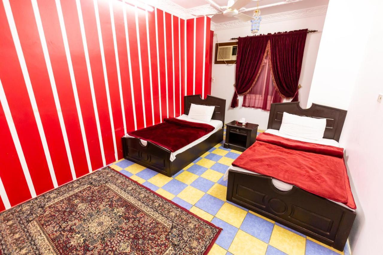 Al Eairy Furnished Apartments - Al Bahah 3 Exterior foto