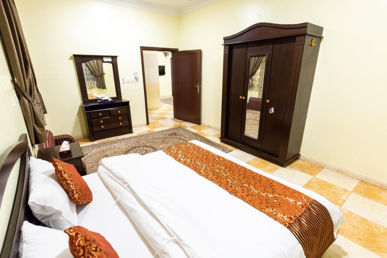 Al Eairy Furnished Apartments - Al Bahah 3 Exterior foto