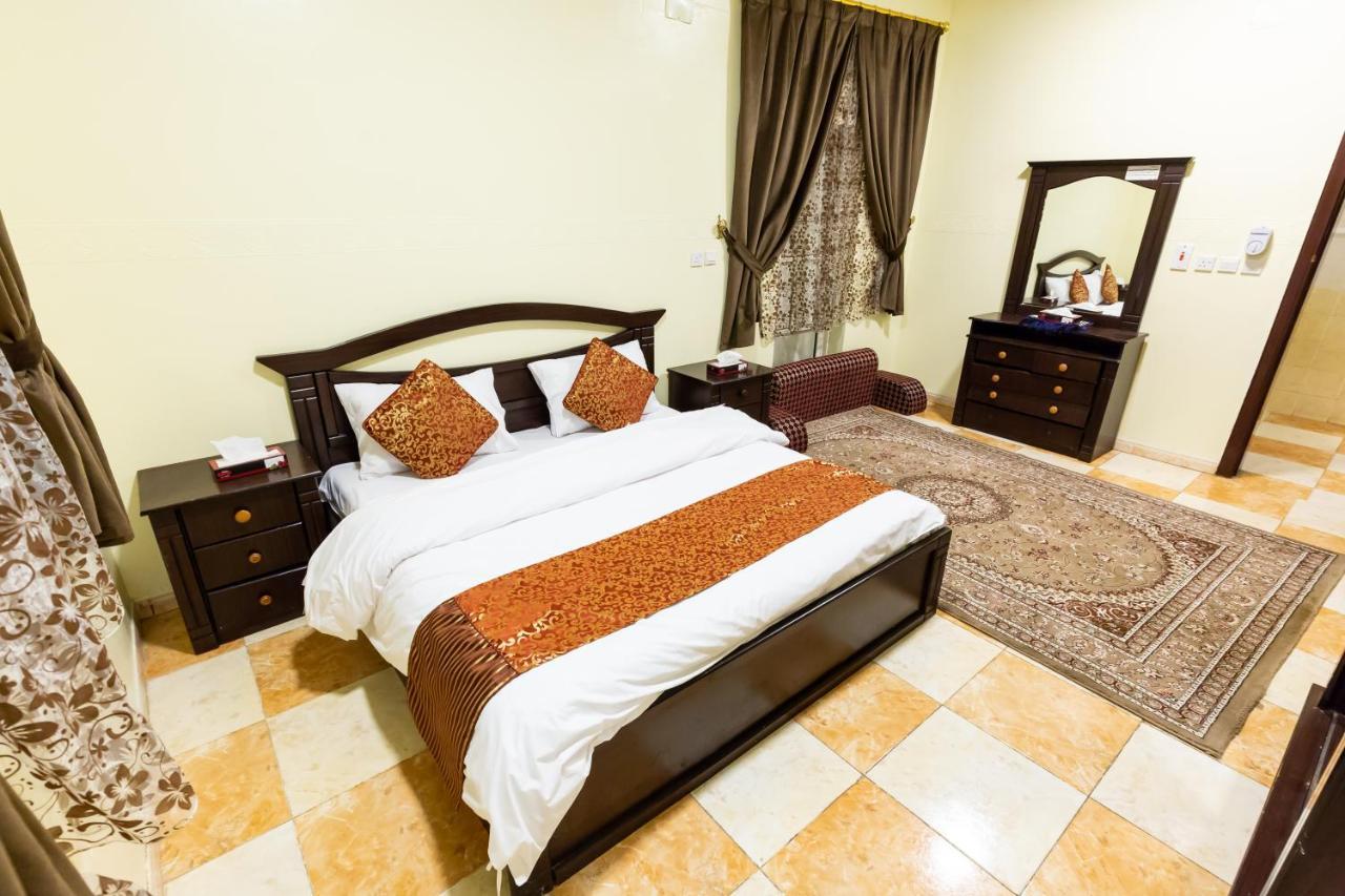 Al Eairy Furnished Apartments - Al Bahah 3 Exterior foto