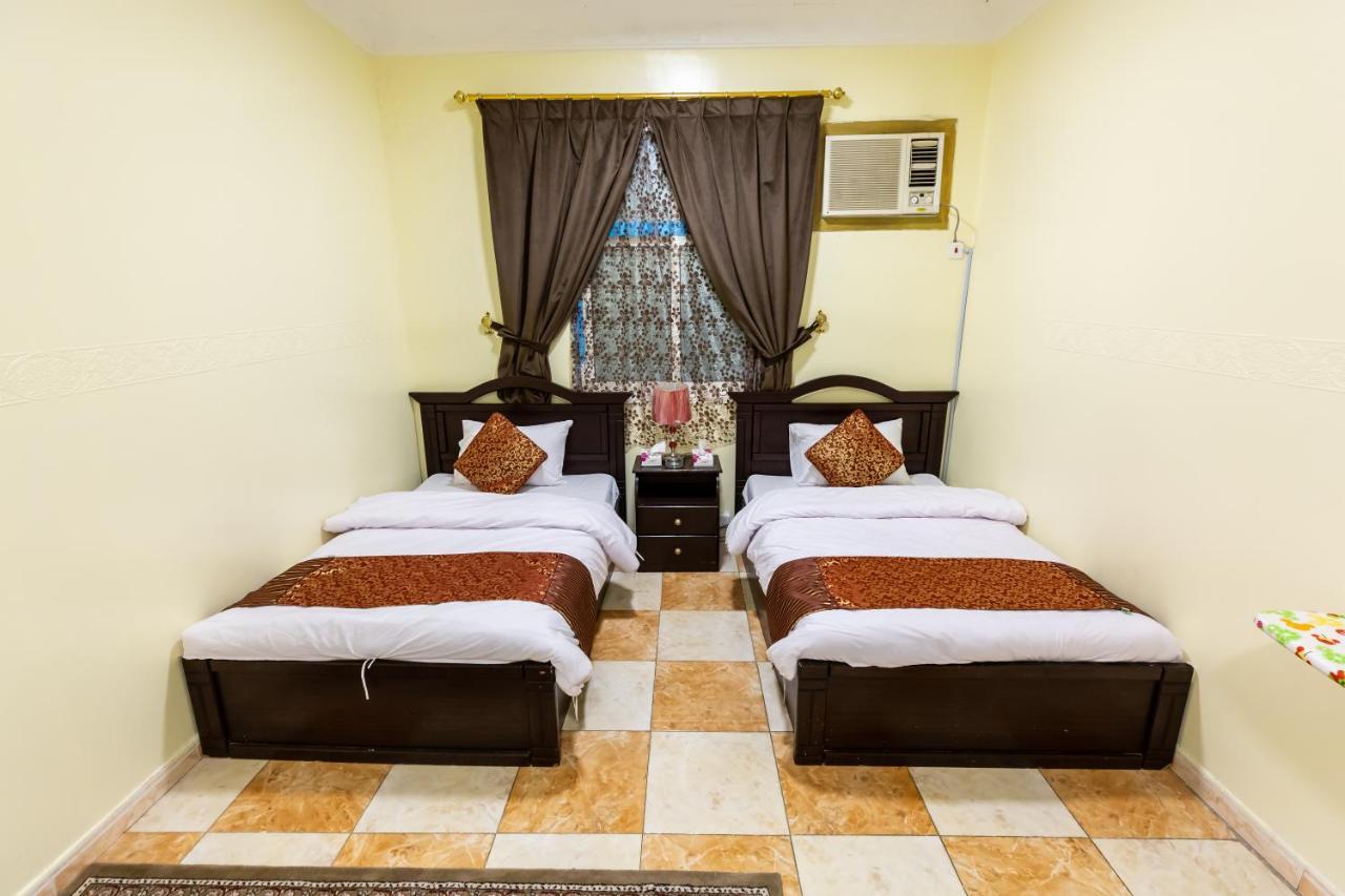 Al Eairy Furnished Apartments - Al Bahah 3 Exterior foto