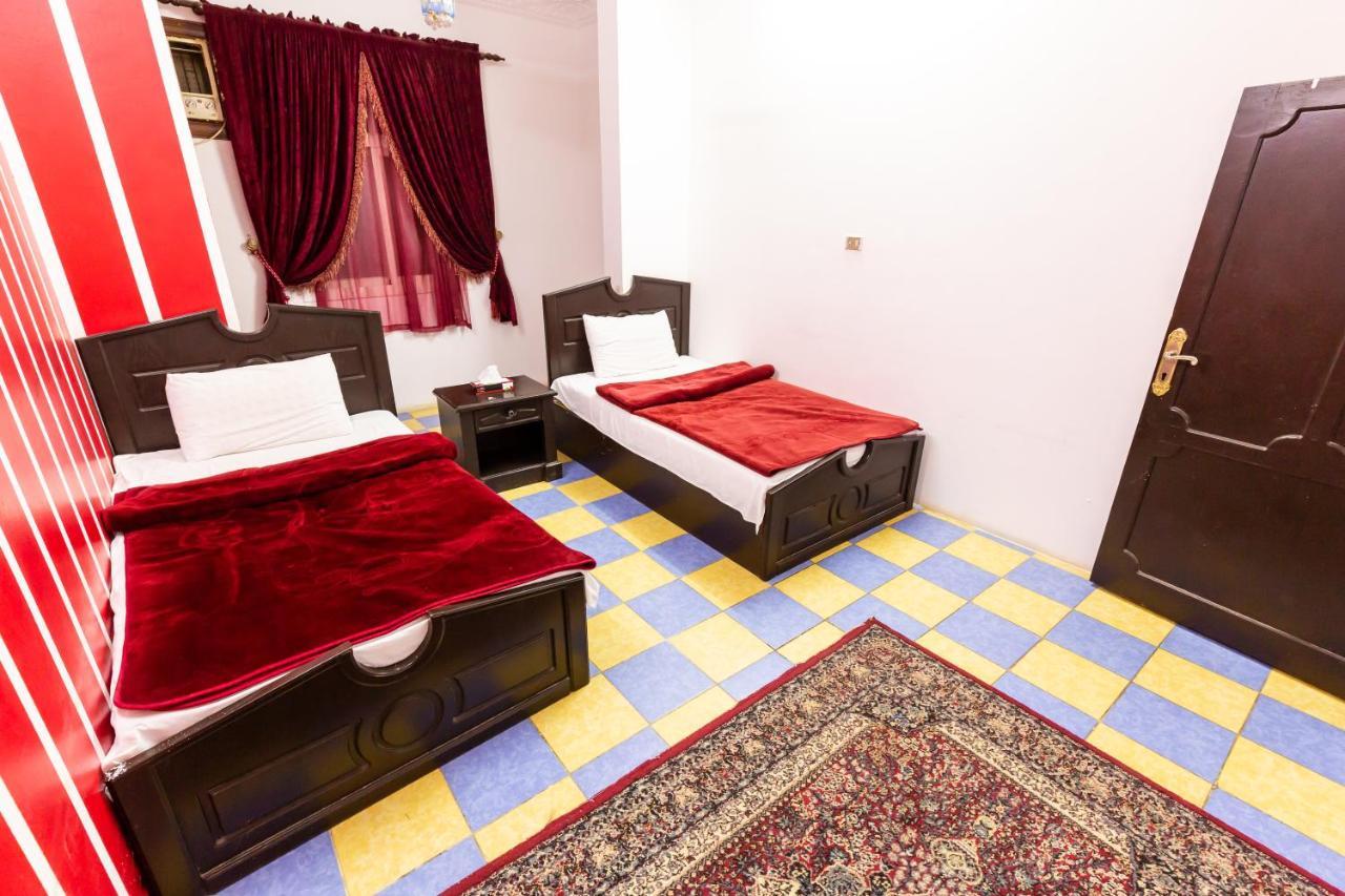 Al Eairy Furnished Apartments - Al Bahah 3 Exterior foto